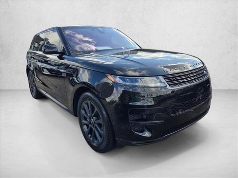 Used 2023 Land Rover Range Rover Sport SE AWD/4WD image 3