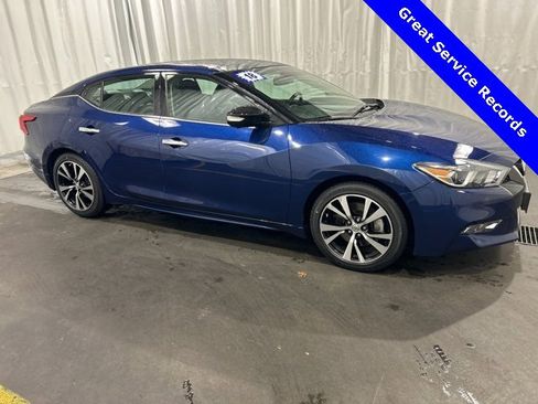 Used 2018 Nissan Maxima Platinum image 2
