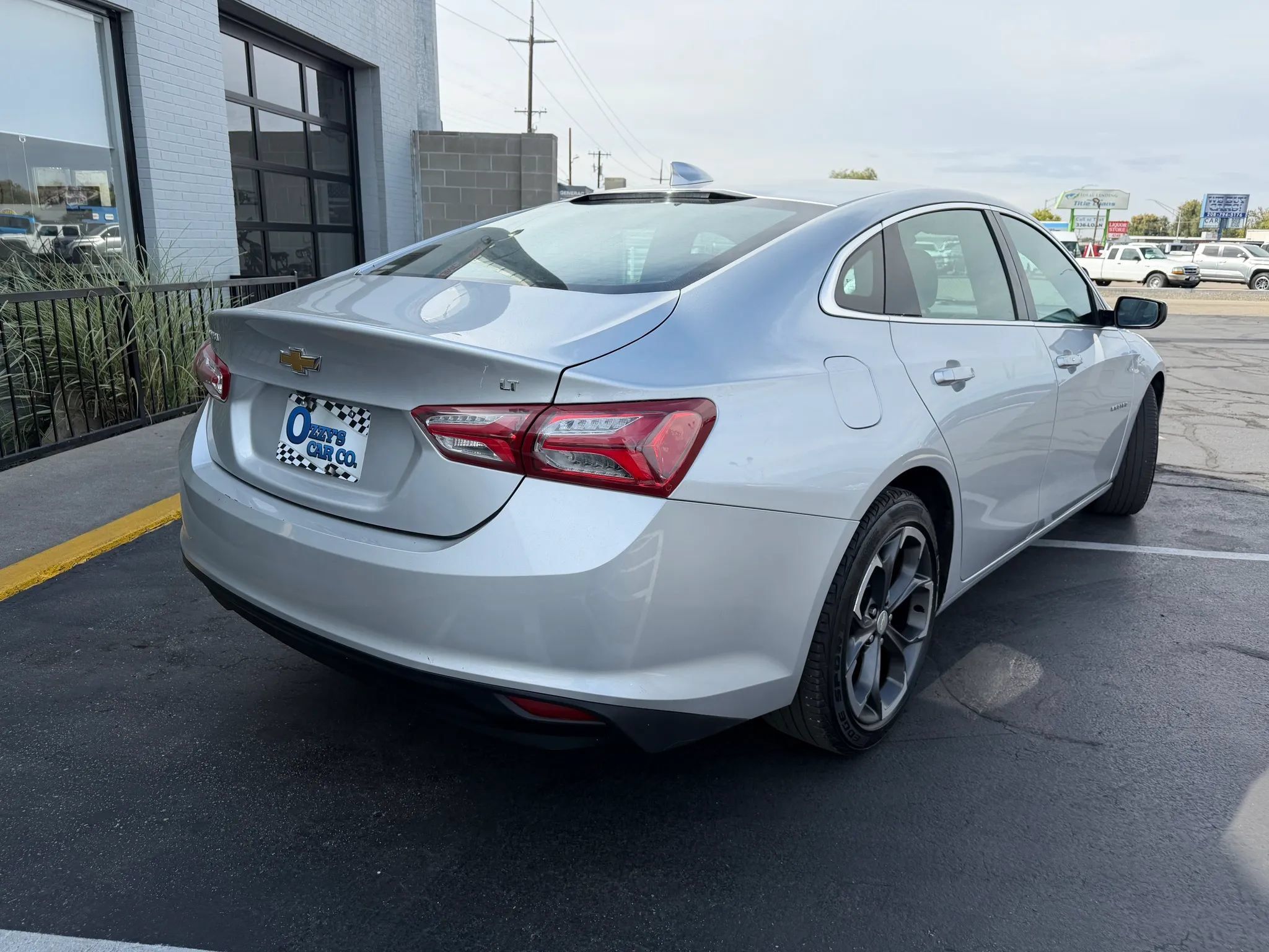 Used 2022 Chevrolet Malibu LT FWD image 8