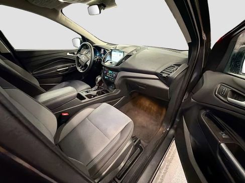 Used 2019 Ford Escape SE image 26