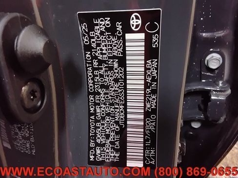 Used 2025 Toyota Corolla LE image 19