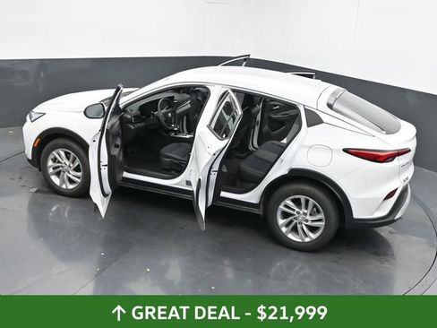 Used 2025 Buick Envista Preferred image 64