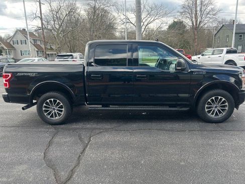 Used 2018 Ford F150 XLT w/ Equipment Group 302A Luxury AWD/4WD image 5