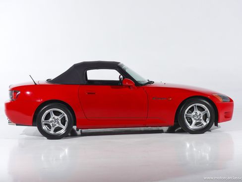 Used 2000 Honda S2000 image 12
