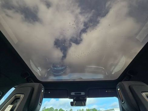 Used 2023 Rivian R1S Adventure AWD/4WD image 41