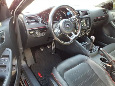 Used 2015 Volkswagen Jetta GLI SEL image 15