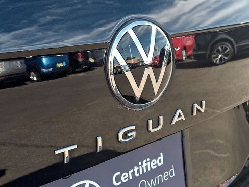 Certified 2024 Volkswagen Tiguan SE AWD/4WD image 29