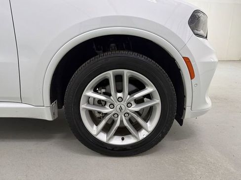 Used 2025 Dodge Durango GT AWD/4WD image 14