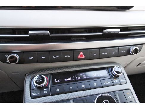 Used 2024 Hyundai Palisade Limited image 28