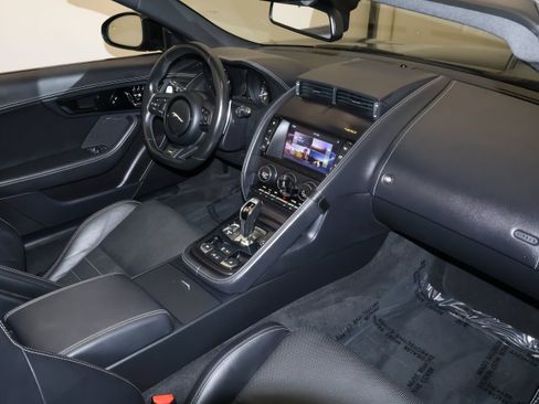 Used 2018 Jaguar F-TYPE 400 Sport AWD/4WD image 25