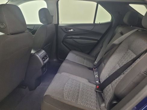 Used 2023 Chevrolet Equinox LT w/ Driver Convenience Package AWD/4WD image 18