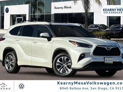 Used 2022 Toyota Highlander XLE