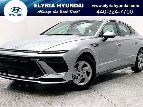 New 2025 Hyundai Sonata SE image 1