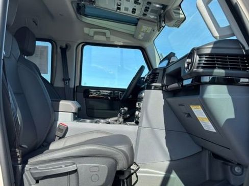 Used 2025 INEOS Grenadier image 16