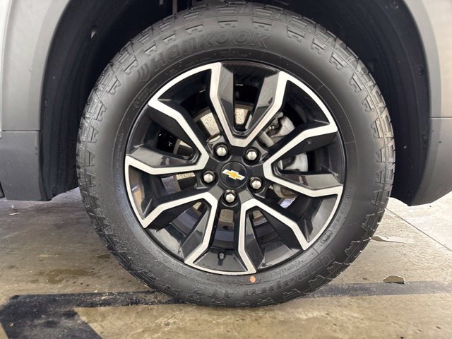 Used 2023 Chevrolet TrailBlazer ACTIV w/ Technology Package AWD/4WD image 12