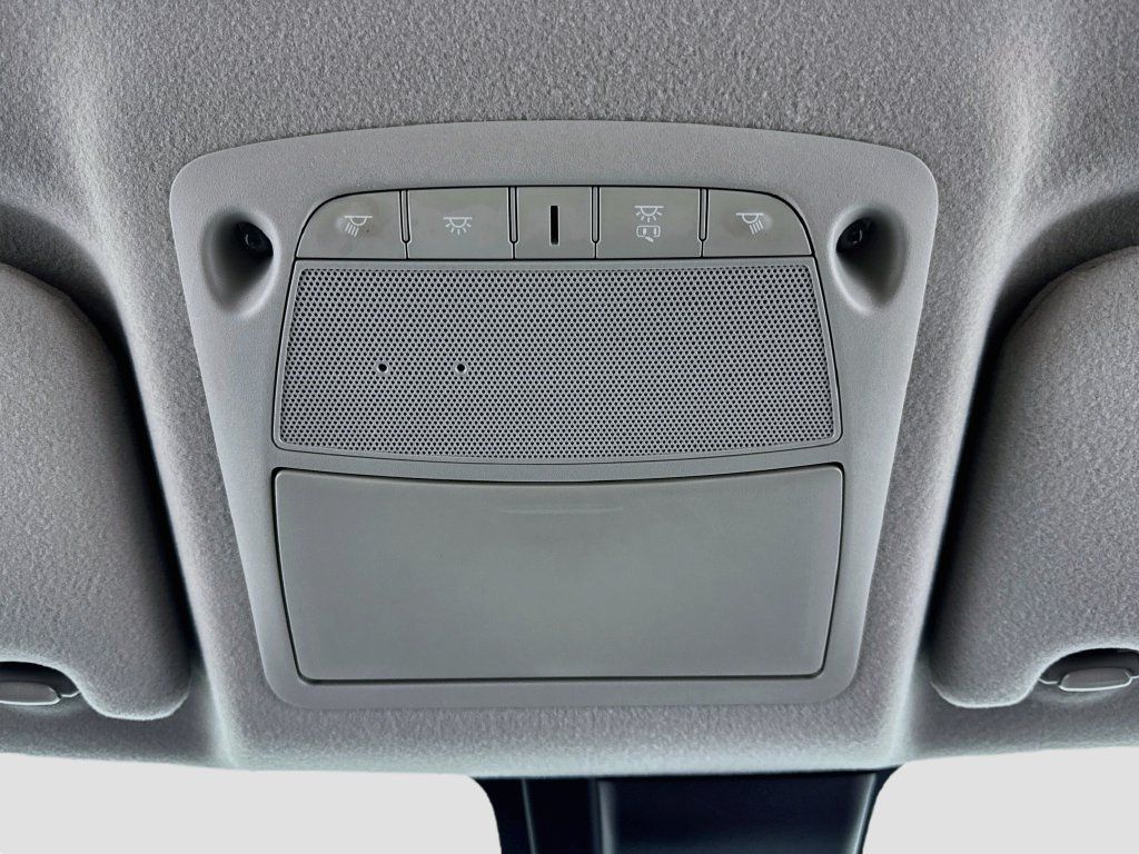 Used 2025 Nissan Leaf S FWD image 21