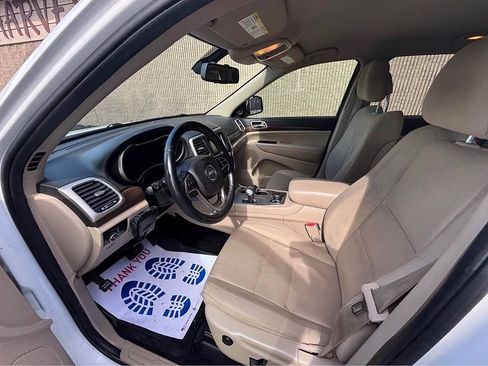 Used 2014 Jeep Grand Cherokee Laredo w/ Quick Order Package 23E AWD/4WD image 2