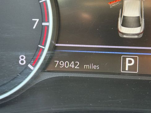 Certified 2022 Nissan Sentra SR w/ Lighting Package FWD image 21