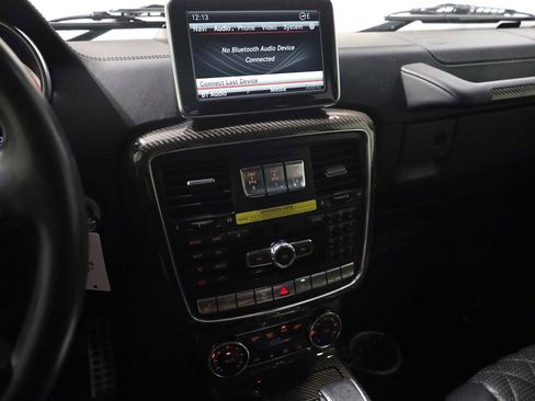 Used 2015 Mercedes-Benz G 63 AMG 4MATIC image 29