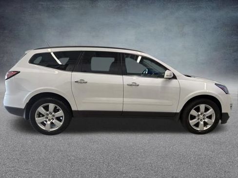 Used 2017 Chevrolet Traverse LT w/ Style and Technology Package AWD/4WD image 6
