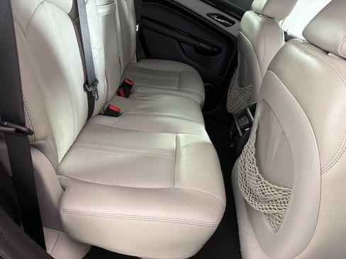 Used 2016 Cadillac SRX Luxury FWD image 20