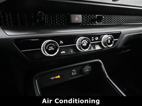 Used 2025 Honda CR-V LX image 7