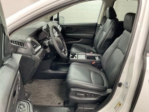 Certified 2026 Honda Odyssey EX-L image 24