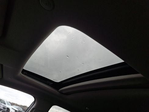 Used 2025 Honda HR-V EX-L image 14