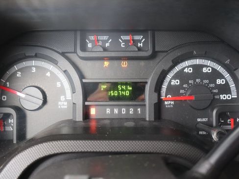 Used 2014 Ford E-250 and Econoline 250 w/ Power Group RWD image 29