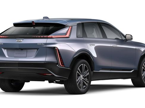 New 2026 Cadillac Lyriq Luxury image 5