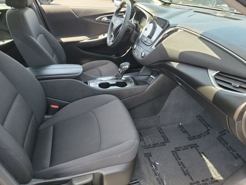 Used 2023 Chevrolet Malibu LT FWD image 20