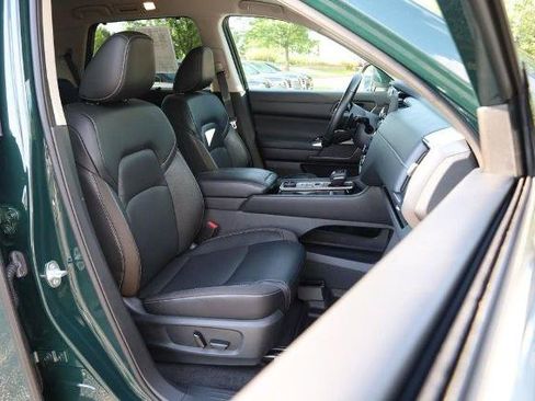 Used 2022 Nissan Pathfinder SL w/ Cargo Package AWD/4WD image 29