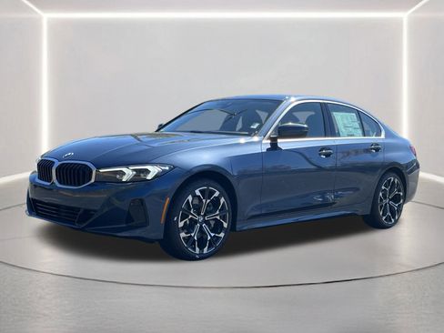 New 2026 BMW 330i Sedan w/ Premium Package image 23
