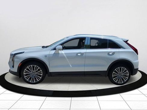 Used 2024 Cadillac XT4 Premium Luxury w/ Active Safety Package FWD image 6