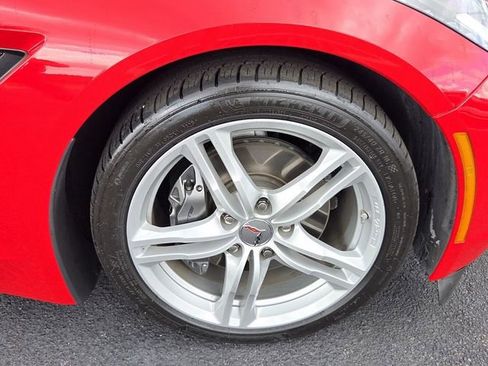 Used 2017 Chevrolet Corvette Stingray Coupe w/ 1LT RWD image 8