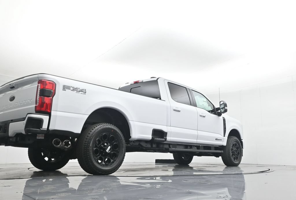 New 2026 Ford F250 Lariat w/ Black Appearance Package AWD/4WD image 28