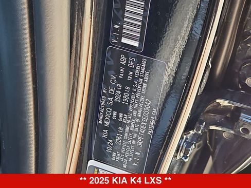 Used 2025 Kia K4 FWD image 31