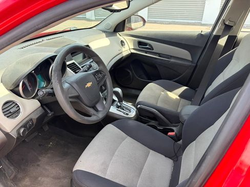 Used 2016 Chevrolet Cruze LS FWD image 11