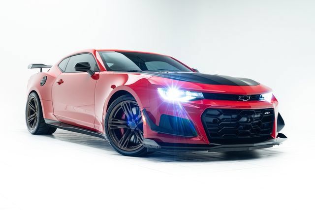 Used 2020 Chevrolet Camaro ZL1 RWD image 5