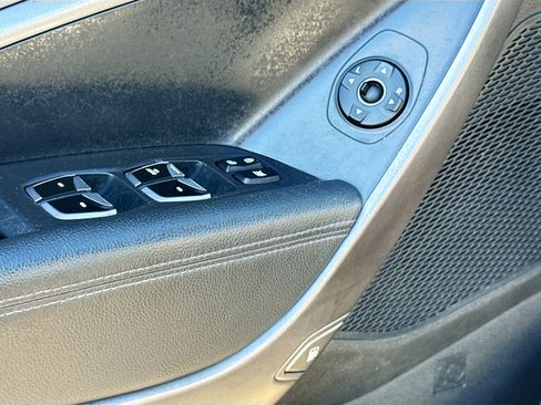Used 2013 Hyundai Santa Fe Sport FWD image 8