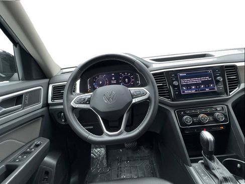 Used 2023 Volkswagen Atlas SE w/ Black Wheel Package FWD image 37