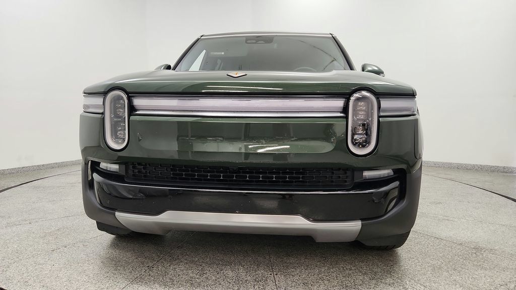 Used 2025 Rivian R1S Adventure Dual AWD/4WD image 10