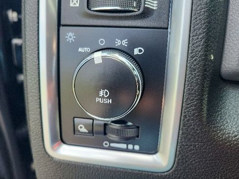 Used 2019 RAM 1500 Classic Warlock AWD/4WD image 42