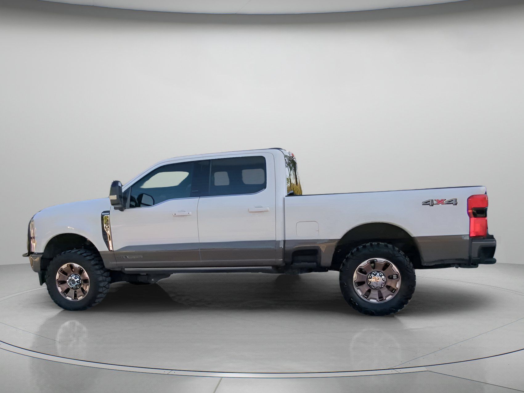 Certified 2026 Ford F350 King Ranch AWD/4WD image 17