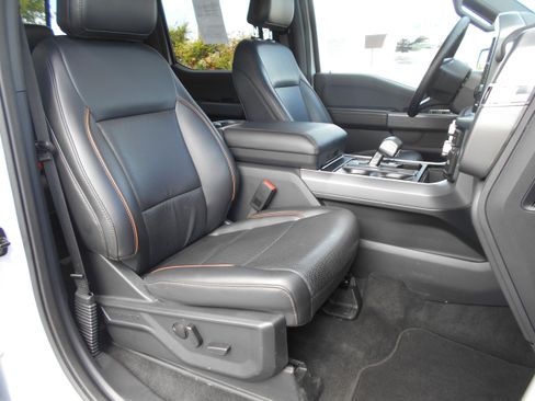 Used 2025 Ford F150 Lariat w/ Tow/Haul Package AWD/4WD image 6