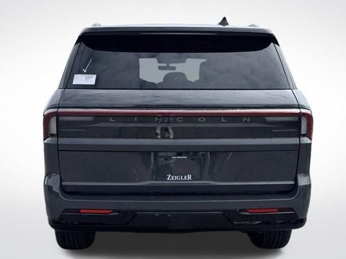 New 2026 Lincoln Navigator Black Label AWD/4WD image 6