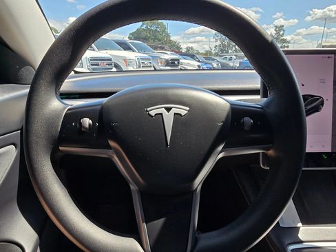 Used 2021 Tesla Model 3 Long Range AWD/4WD image 23