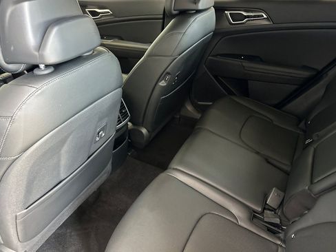 Used 2026 Kia Sportage EX w/ EX Panorama Roof Package image 13