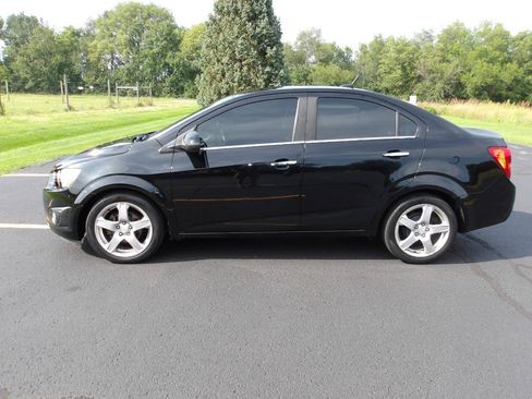 Used 2012 Chevrolet Sonic LTZ FWD image 9