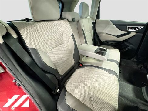Used 2022 Subaru Forester Premium AWD/4WD image 30